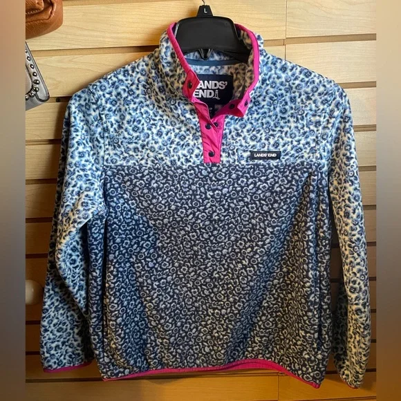 Multi-Patterned Fuzzy Pull Over - Picture 1 of 3